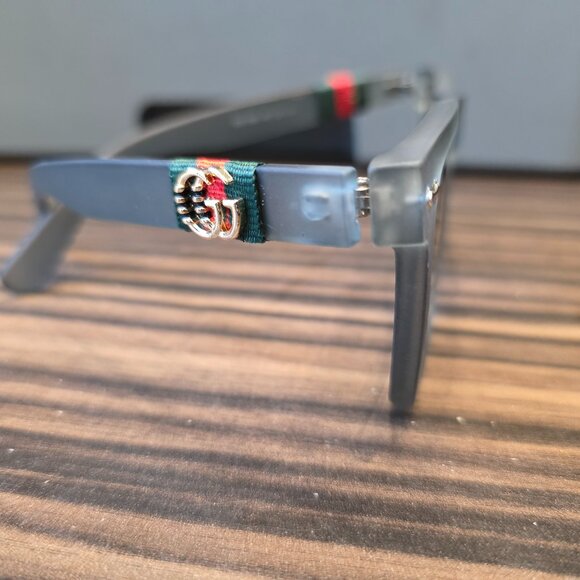 GUCCI Oversized Gray Transparent Sunglasses – Made in Italy | Unisex Designer Ey - Picture 1 of 9